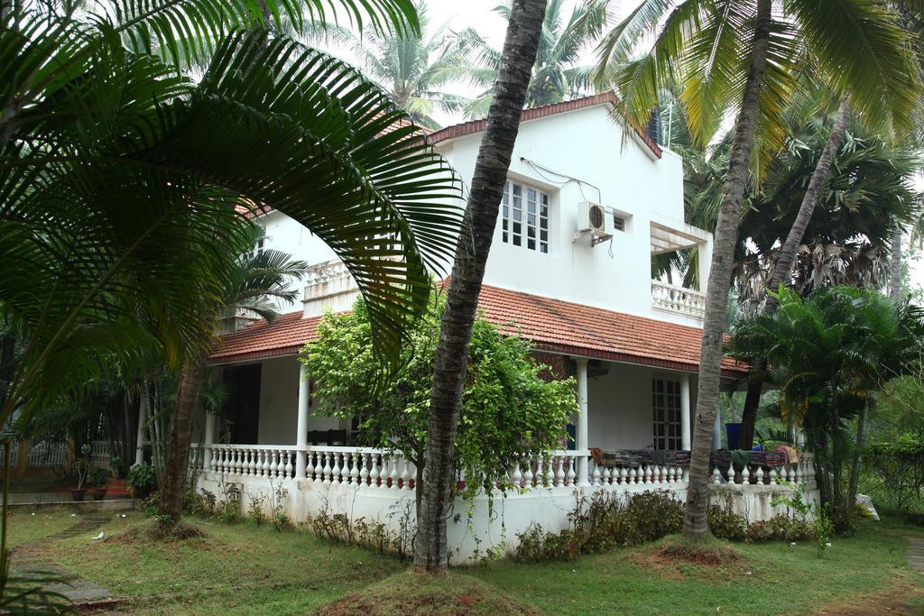 Hotel Prince Park Pondicherry Exterior foto