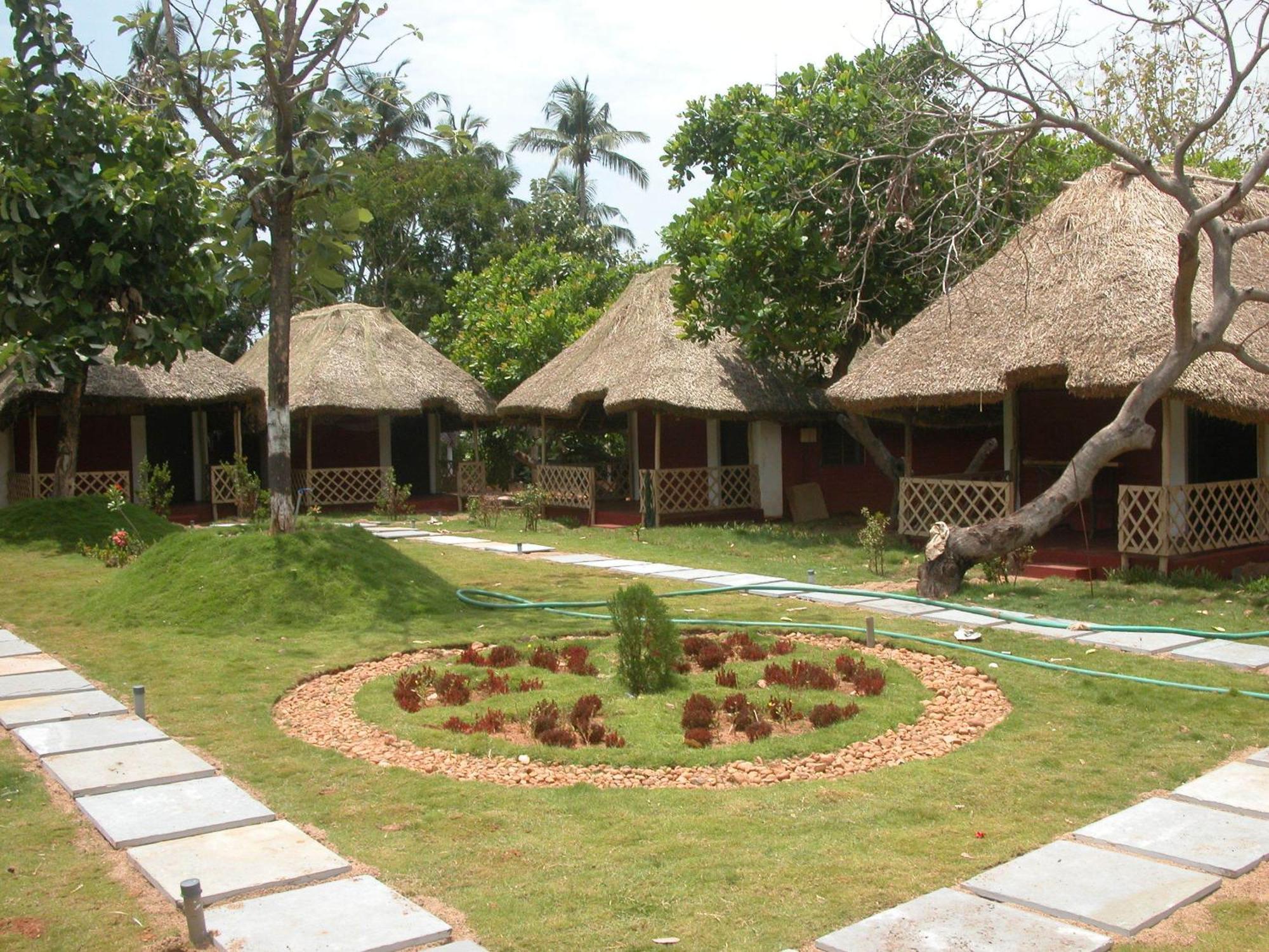 Hotel Prince Park Pondicherry Exterior foto