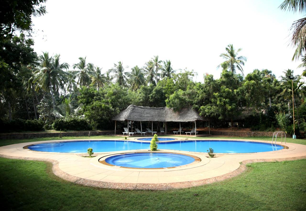 Hotel Prince Park Pondicherry Exterior foto